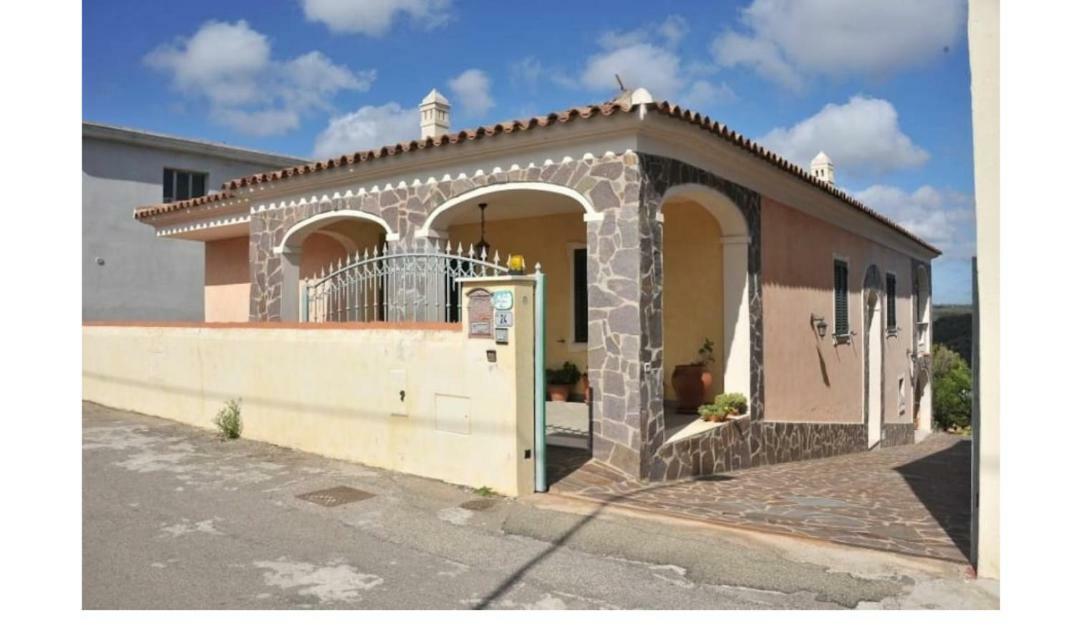 Villantoine De La Marina Di Orosei Bilik gambar